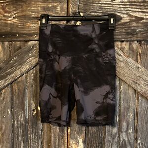 All in Motion Black Tie-Dye Women's Bike Shorts